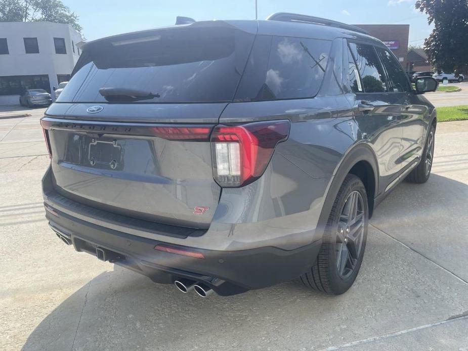 new 2025 Ford Explorer car, priced at $56,686