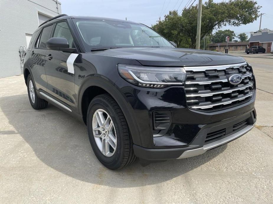 new 2025 Ford Explorer car, priced at $40,659