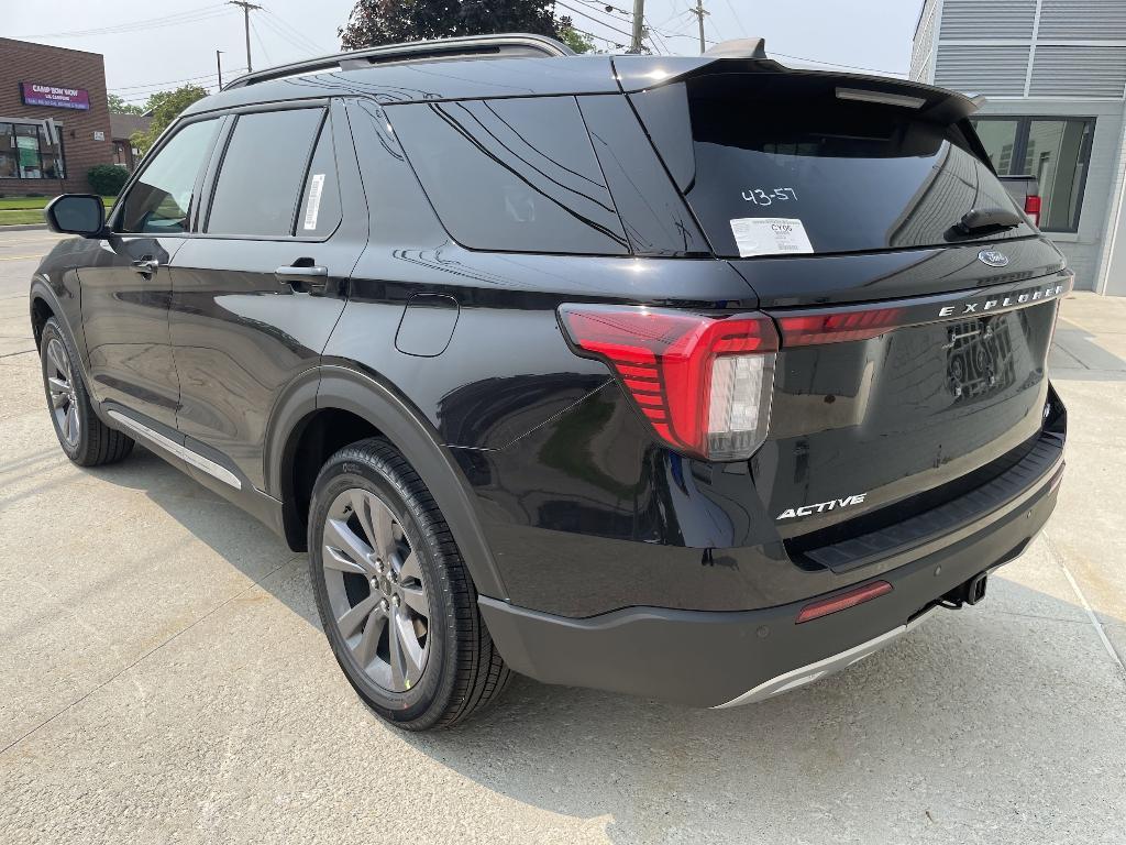 new 2025 Ford Explorer car, priced at $44,949