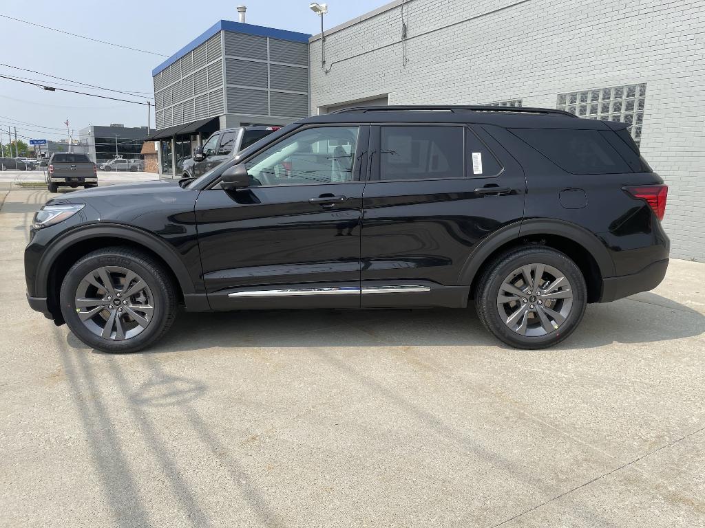 new 2025 Ford Explorer car, priced at $44,949