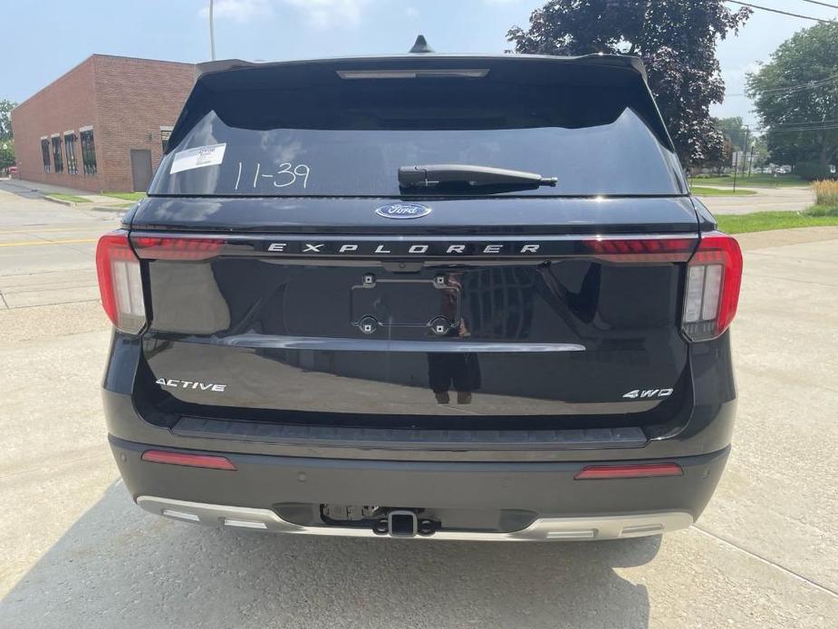 new 2025 Ford Explorer car, priced at $46,422