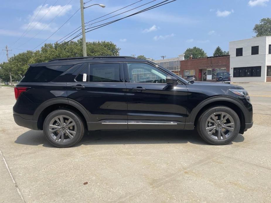 new 2025 Ford Explorer car, priced at $46,422