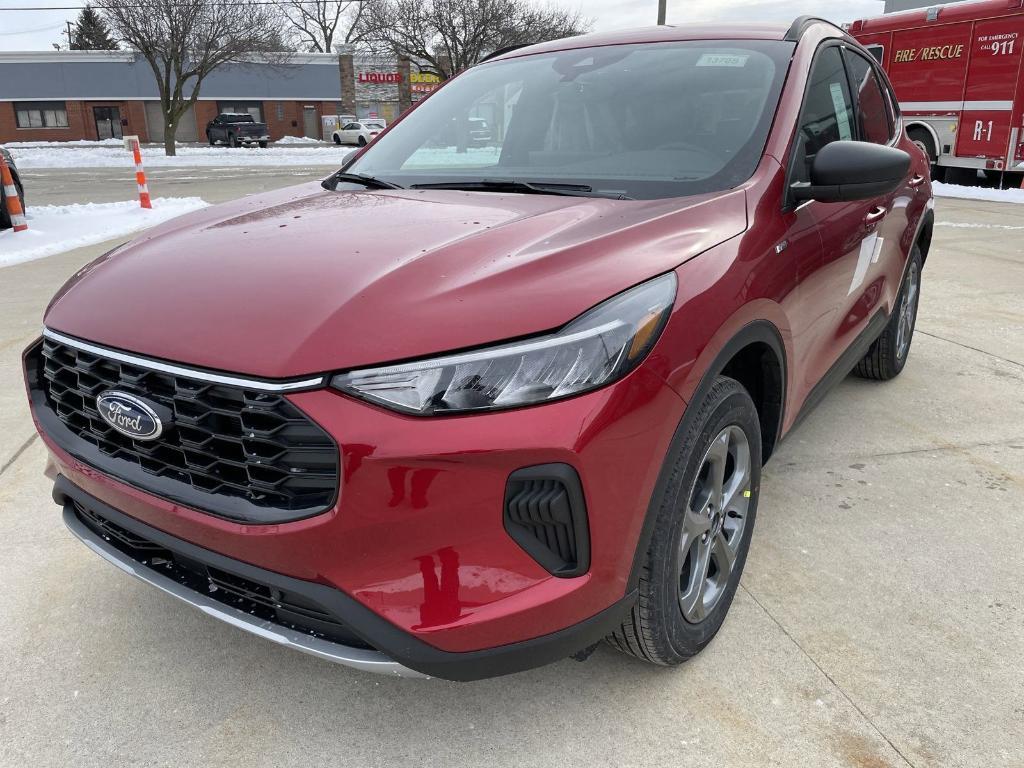new 2025 Ford Escape car, priced at $33,380