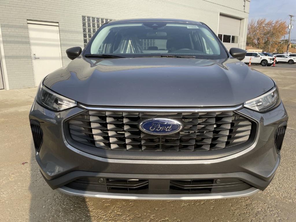 new 2025 Ford Escape car, priced at $31,990