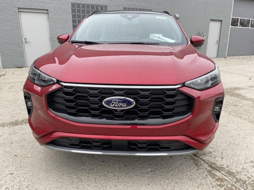 new 2025 Ford Escape car, priced at $39,975