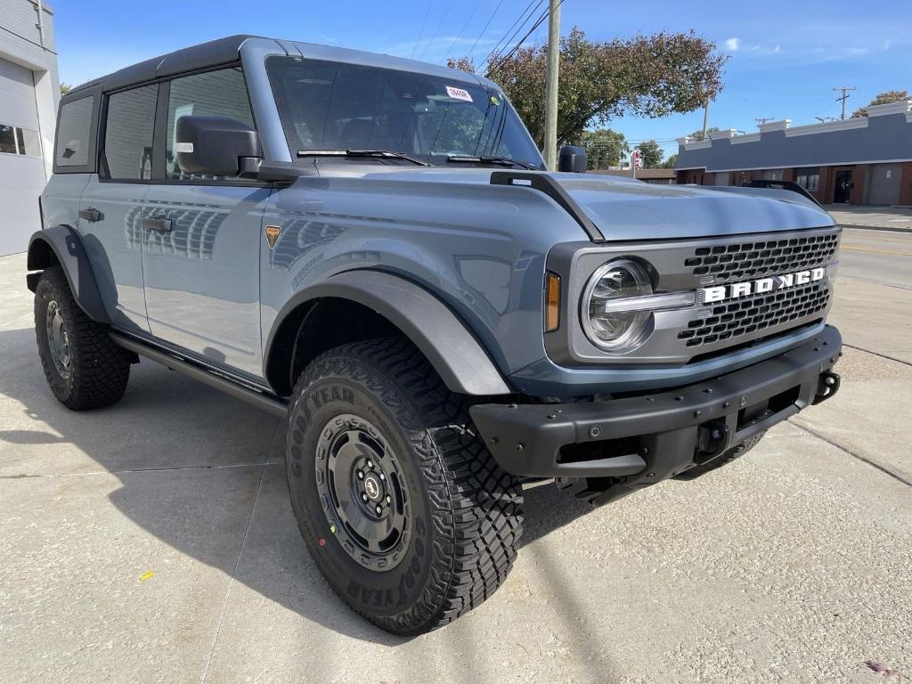 new 2024 Ford Bronco car, priced at $65,124