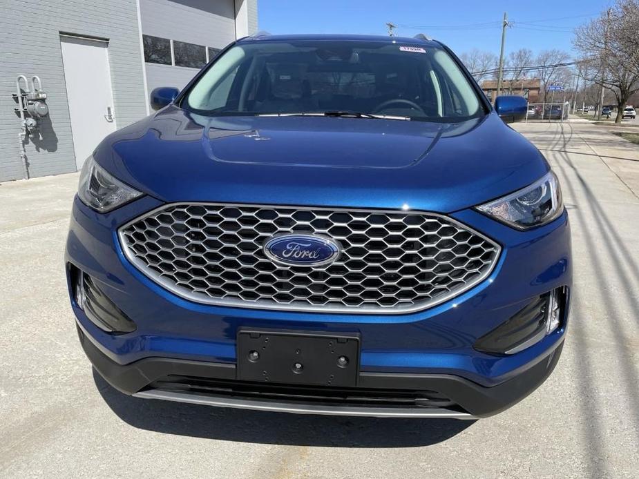 new 2024 Ford Edge car, priced at $40,239