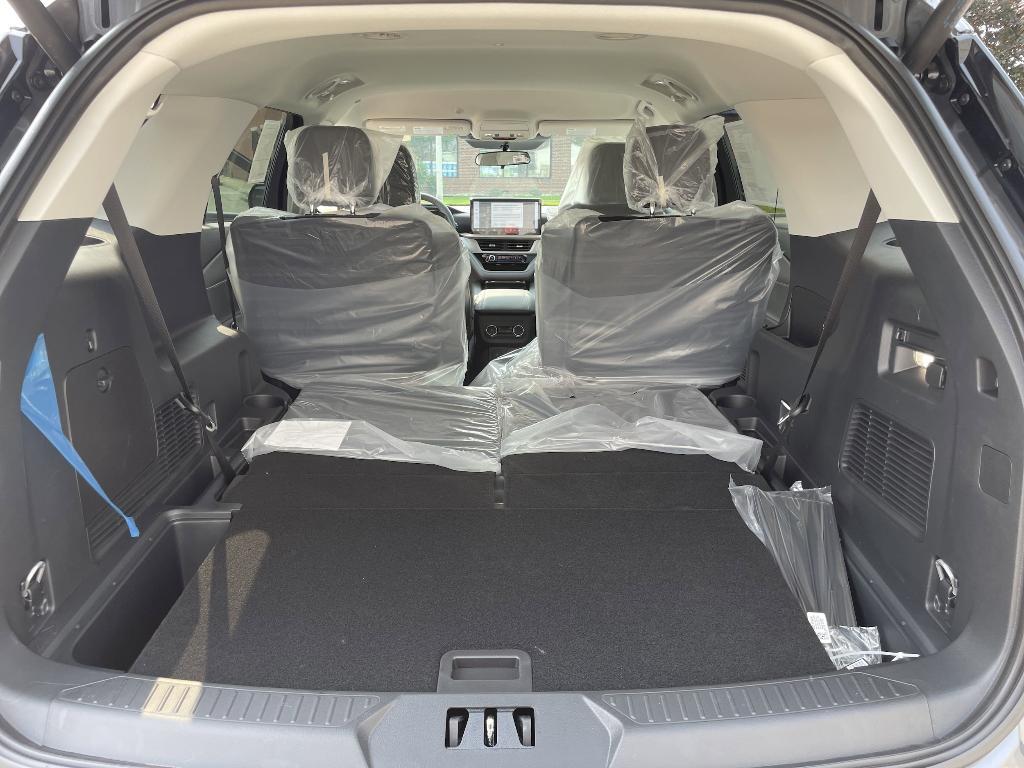 new 2025 Ford Explorer car, priced at $45,429