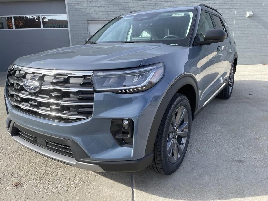 new 2025 Ford Explorer car, priced at $45,552