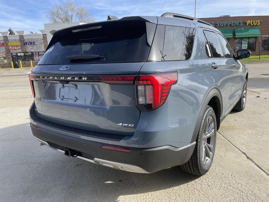 new 2025 Ford Explorer car, priced at $45,552