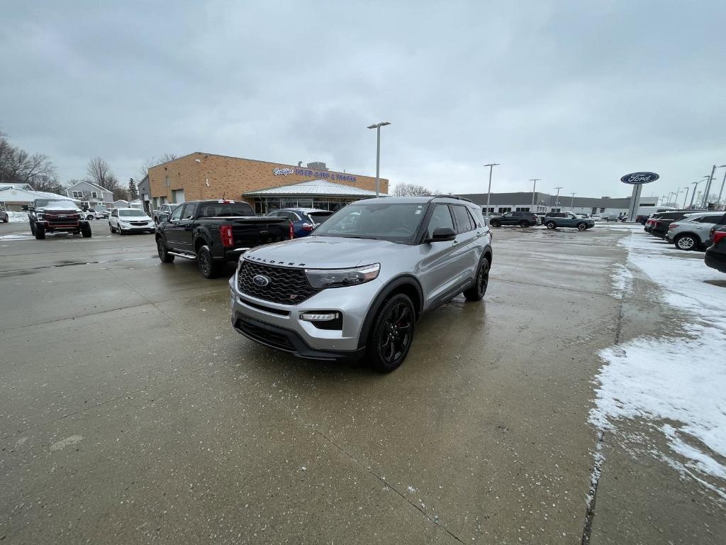 used 2023 Ford Explorer car, priced at $40,970