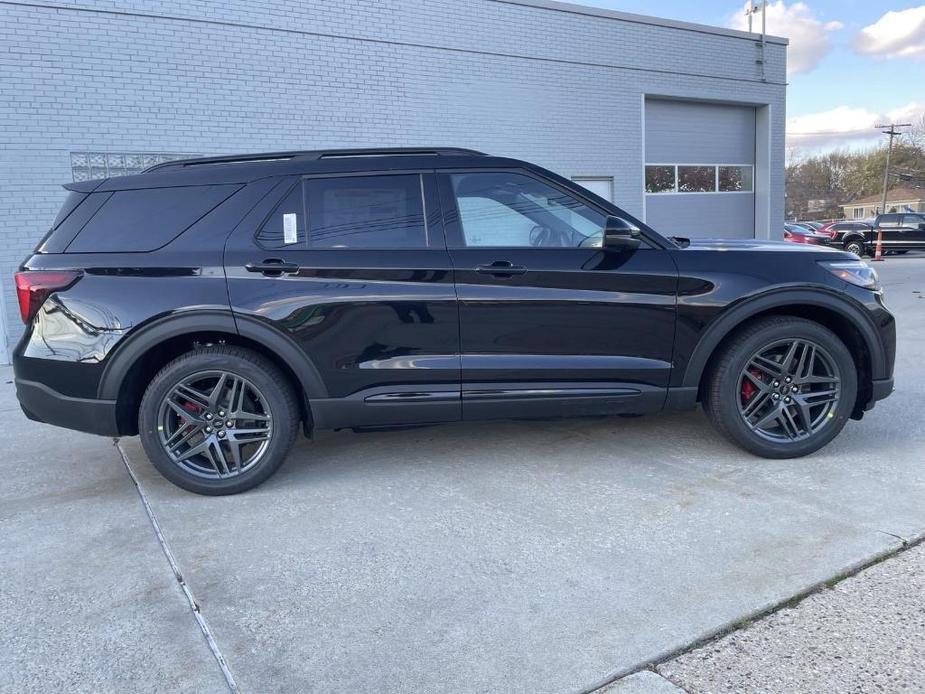 new 2025 Ford Explorer car, priced at $56,866