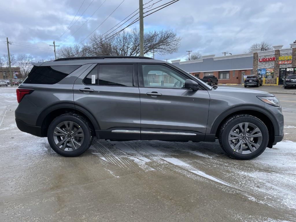 new 2025 Ford Explorer car, priced at $45,086