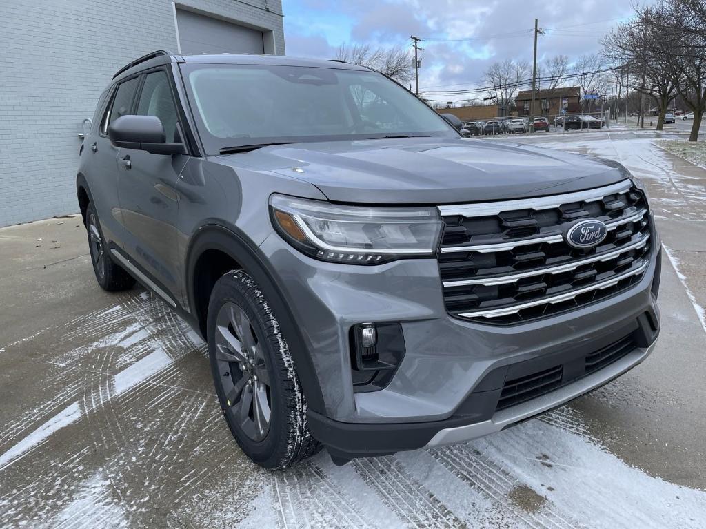 new 2025 Ford Explorer car, priced at $45,086