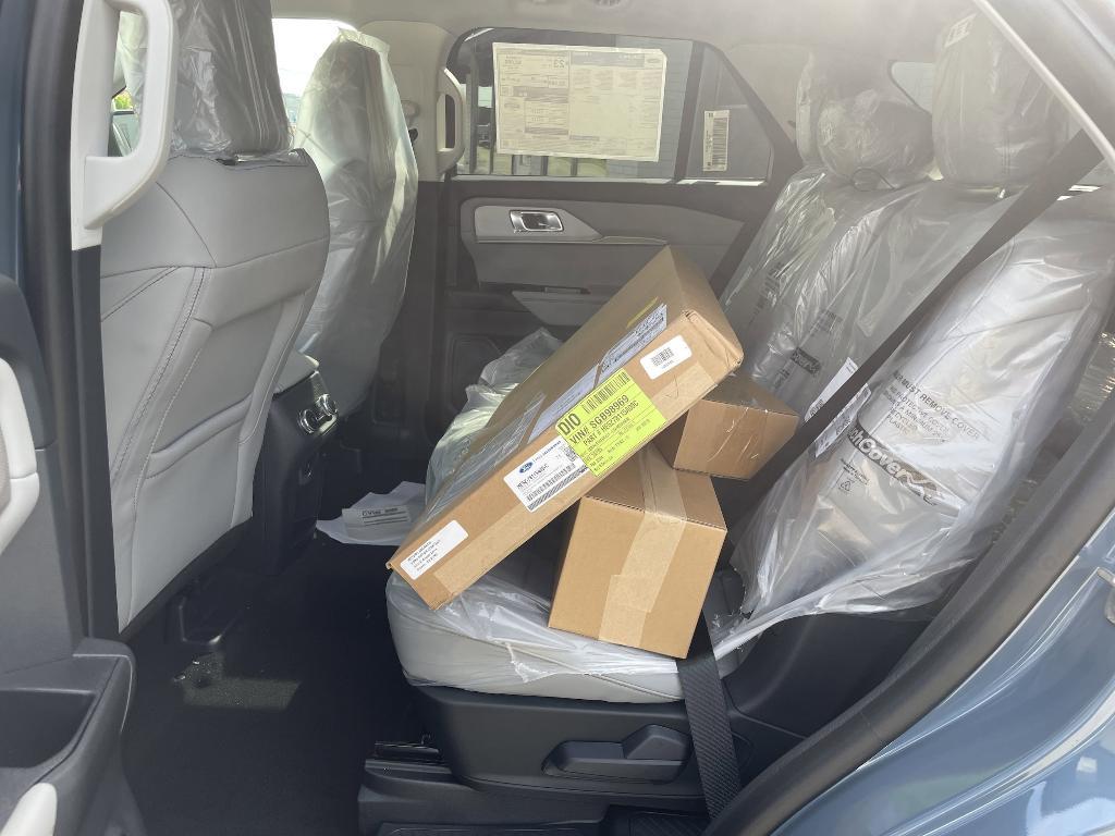 new 2025 Ford Explorer car, priced at $45,895