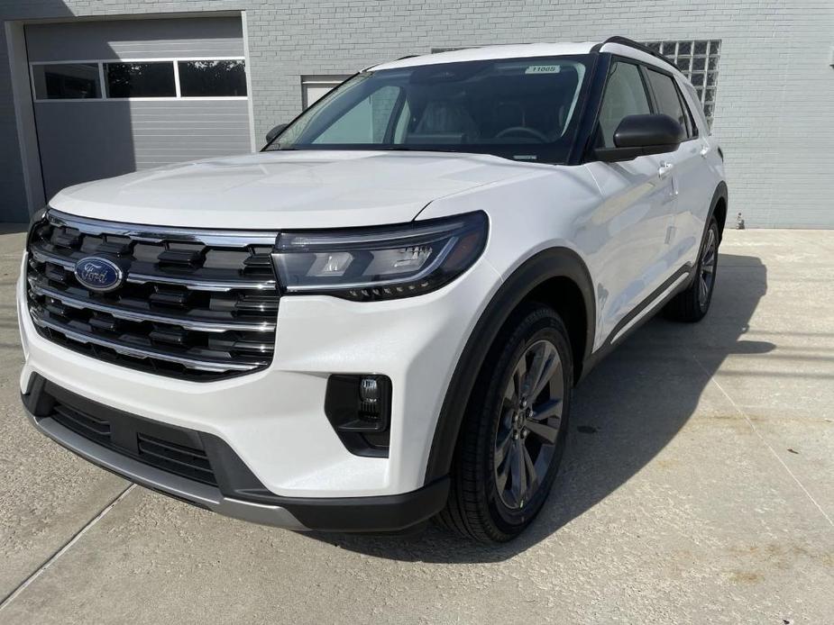 new 2025 Ford Explorer car, priced at $45,617