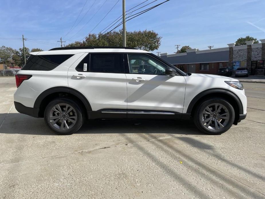 new 2025 Ford Explorer car, priced at $45,617