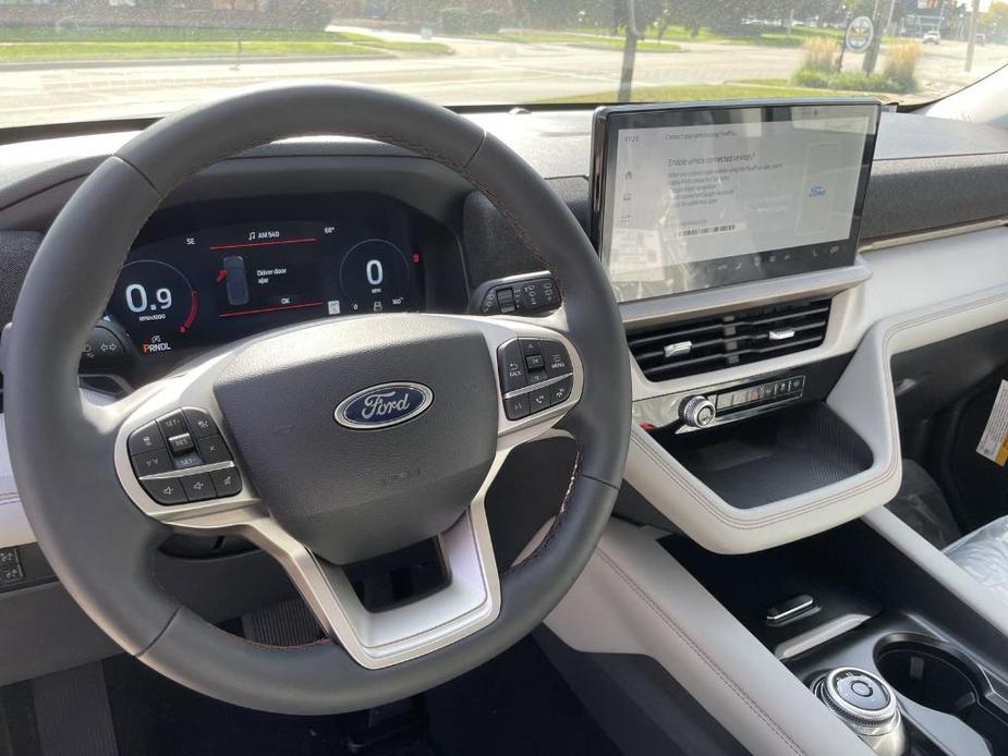 new 2025 Ford Explorer car, priced at $45,617