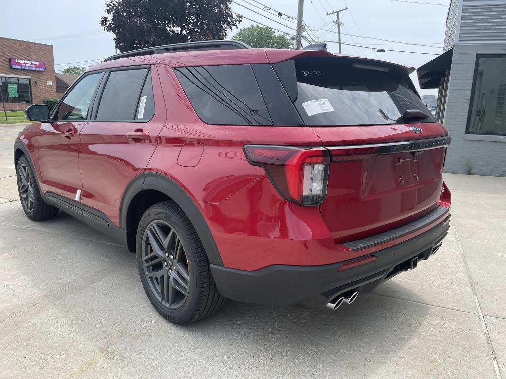 new 2025 Ford Explorer car, priced at $57,962