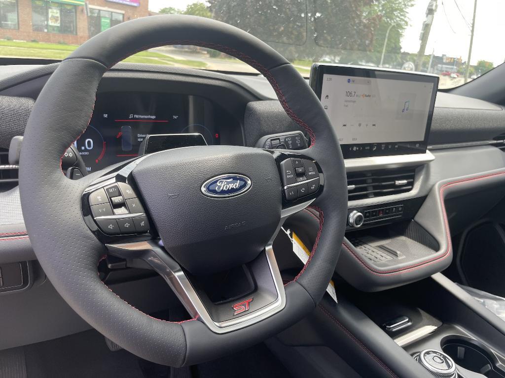 new 2025 Ford Explorer car, priced at $57,962