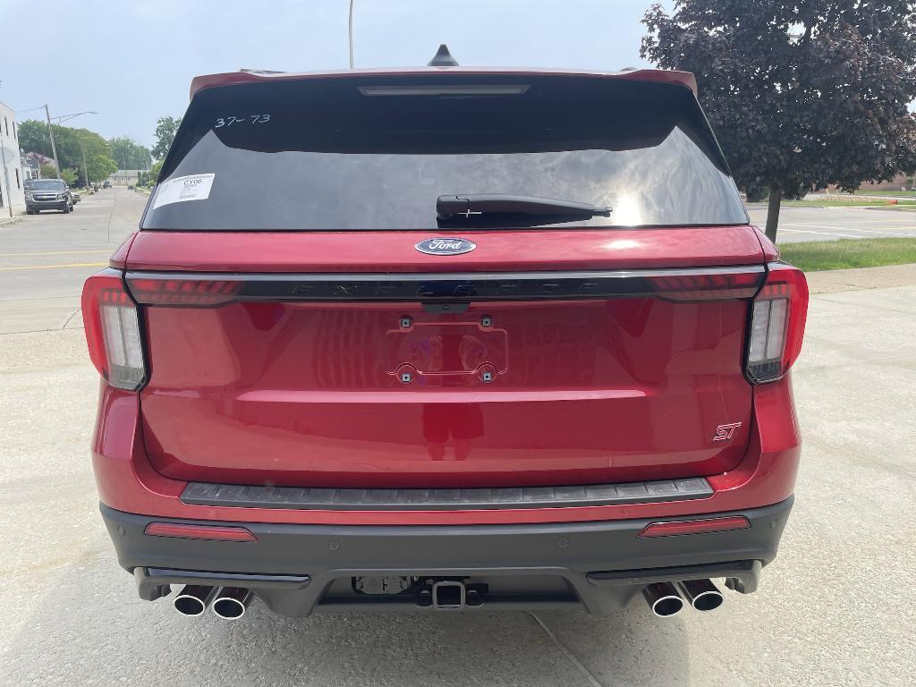 new 2025 Ford Explorer car, priced at $57,962