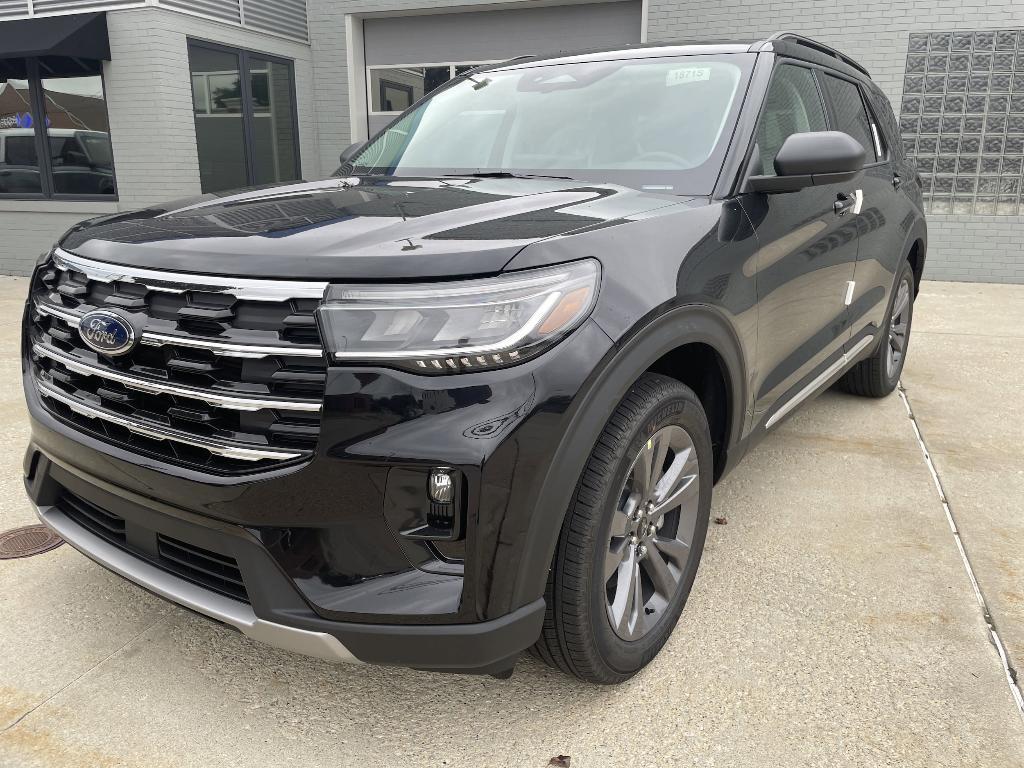 new 2025 Ford Explorer car, priced at $45,535