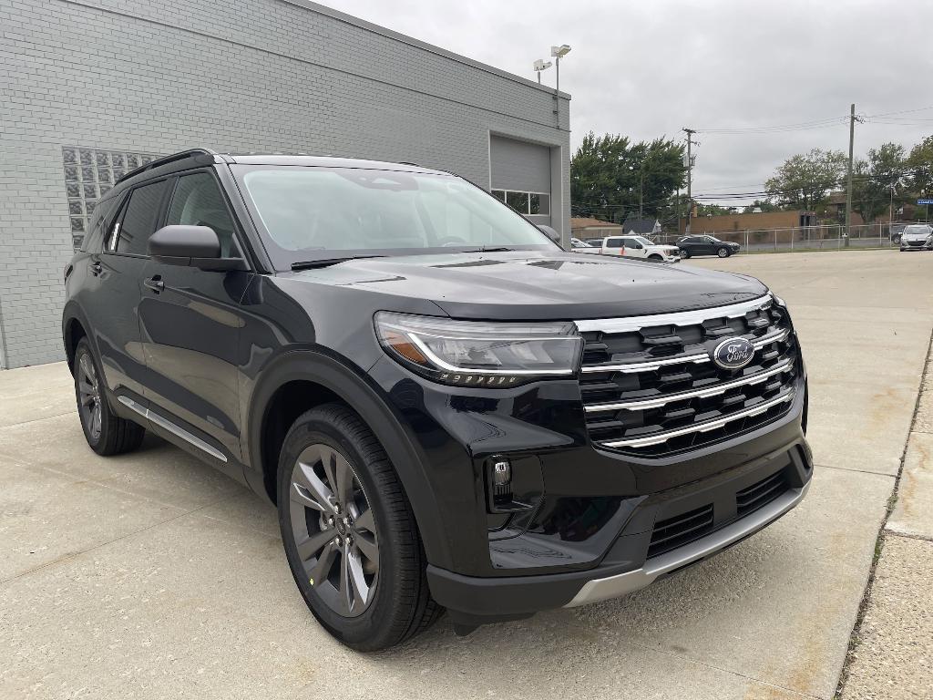 new 2025 Ford Explorer car, priced at $45,535