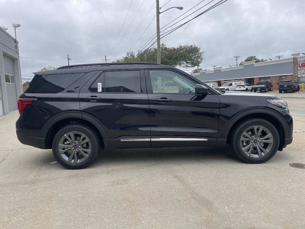 new 2025 Ford Explorer car, priced at $45,535