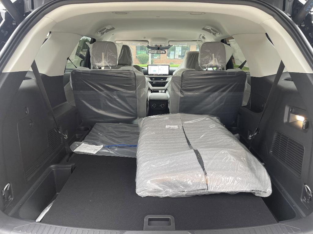 new 2025 Ford Explorer car, priced at $45,535
