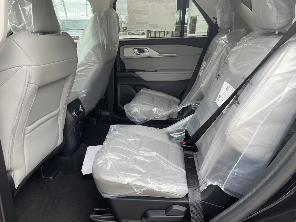 new 2025 Ford Explorer car, priced at $45,535