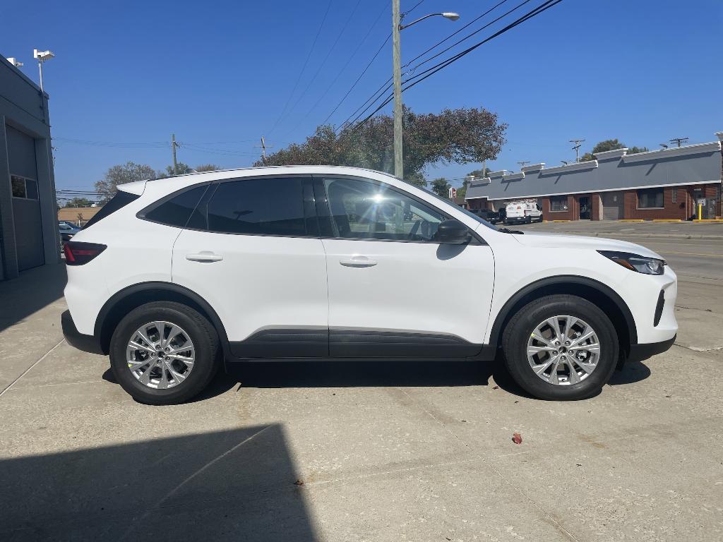 new 2025 Ford Escape car, priced at $32,354