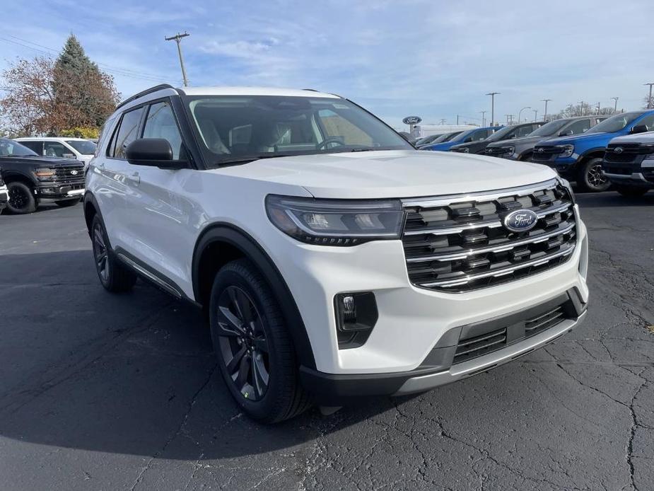 new 2025 Ford Explorer car, priced at $45,821