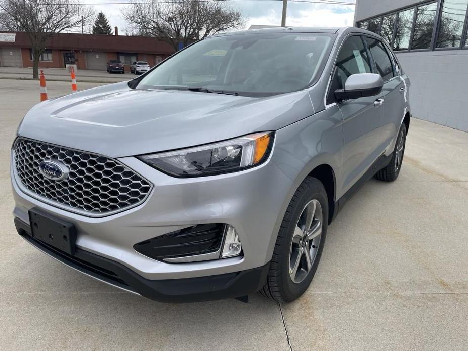 new 2024 Ford Edge car, priced at $41,876