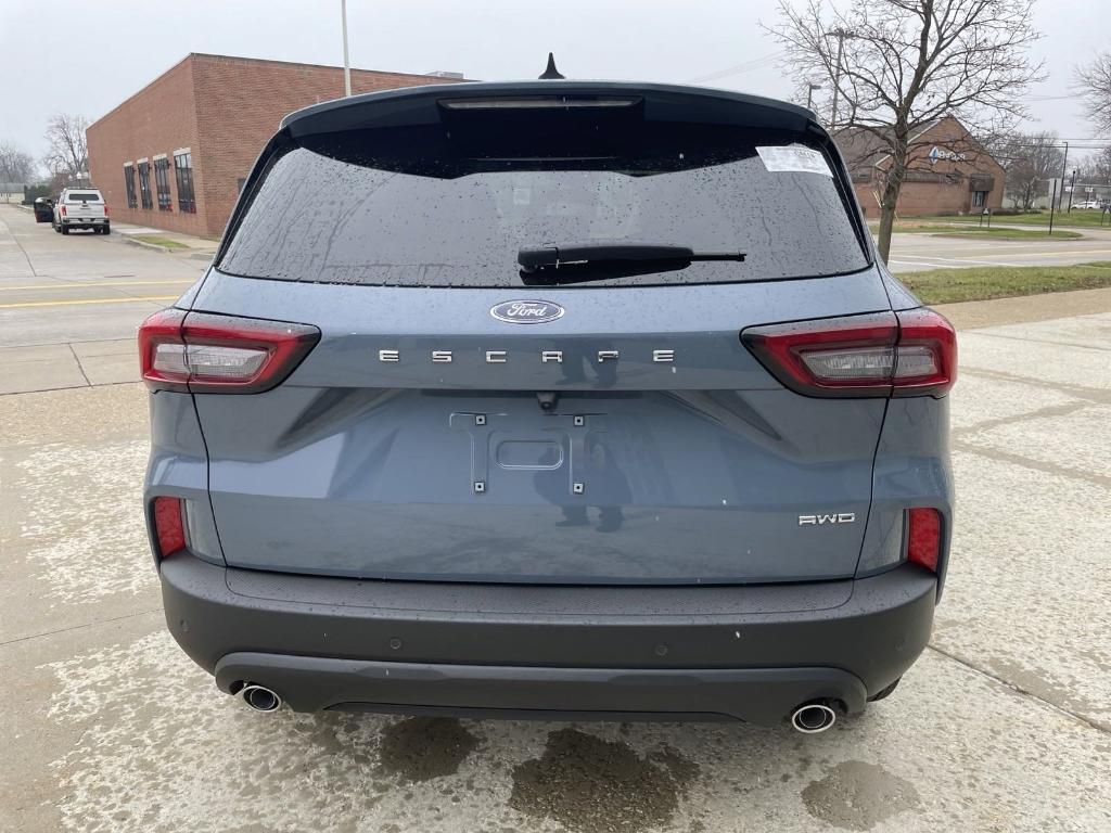 new 2025 Ford Escape car, priced at $33,149