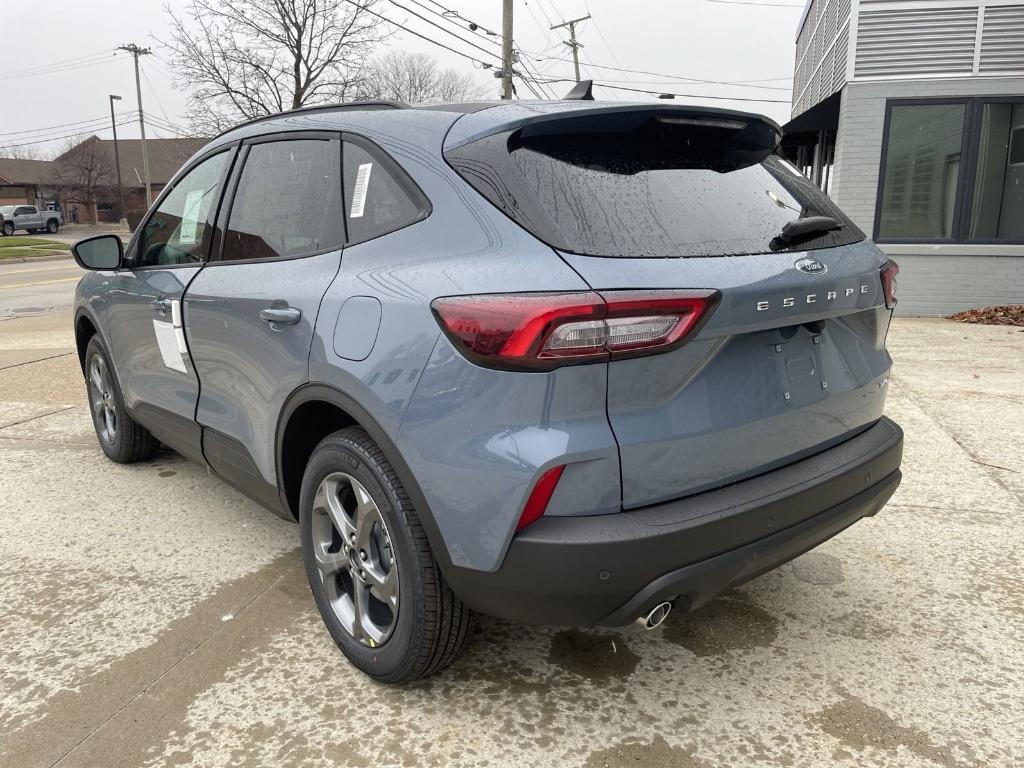 new 2025 Ford Escape car, priced at $33,149