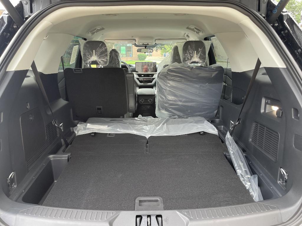new 2025 Ford Explorer car, priced at $44,949