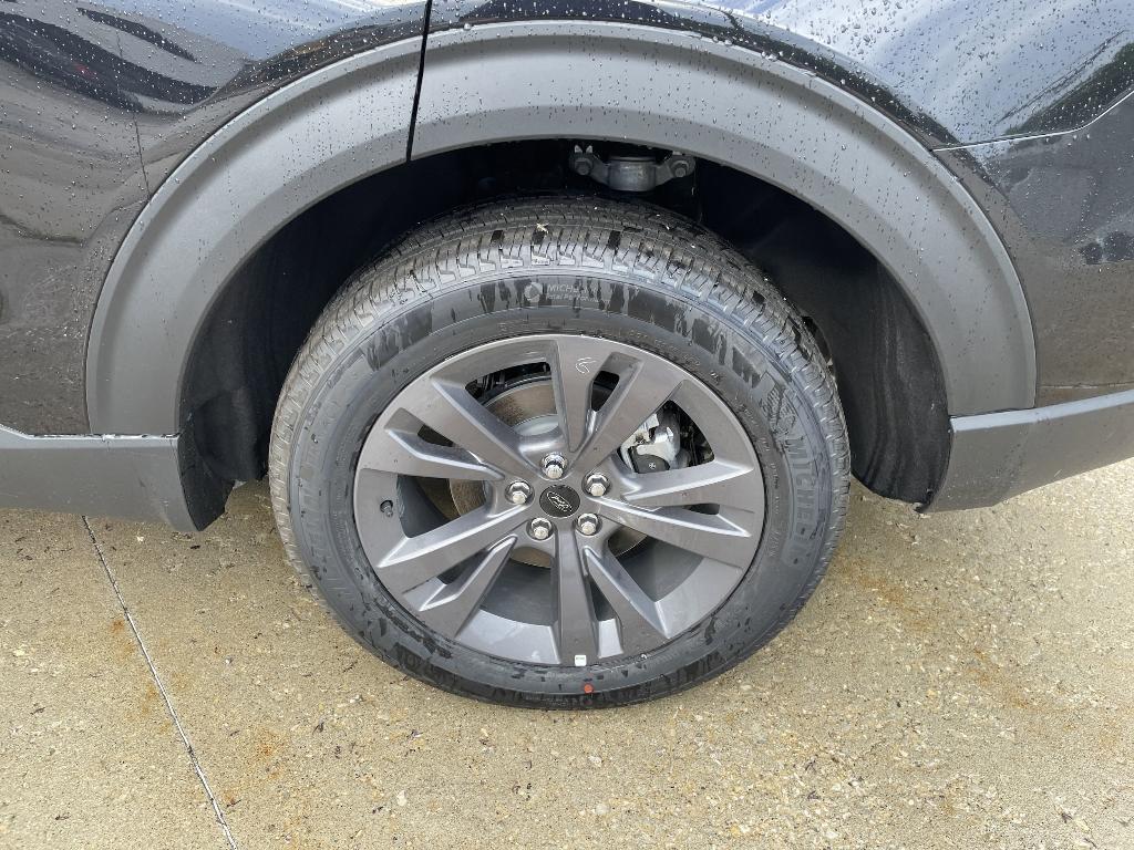 new 2025 Ford Explorer car, priced at $44,949