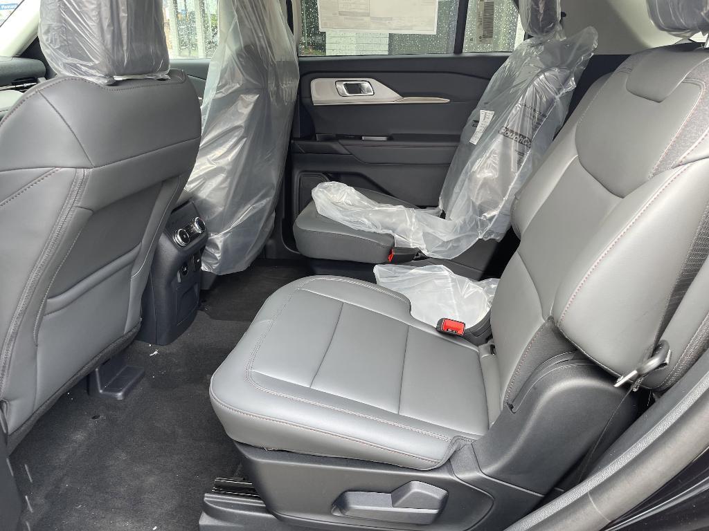 new 2025 Ford Explorer car, priced at $44,949
