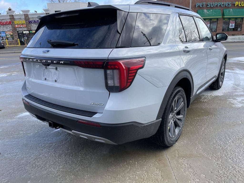 new 2025 Ford Explorer car, priced at $45,086