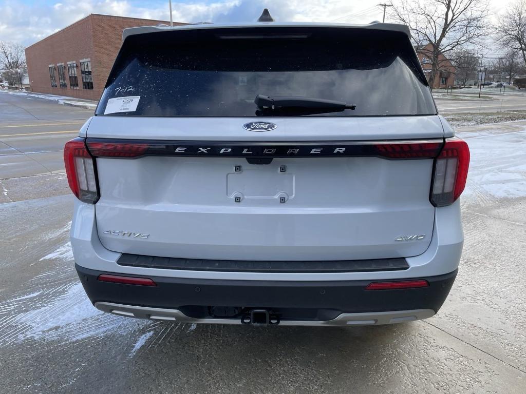 new 2025 Ford Explorer car, priced at $45,086