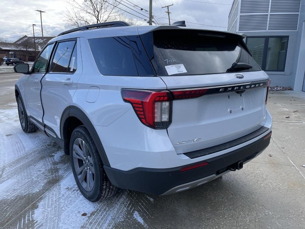 new 2025 Ford Explorer car, priced at $45,086