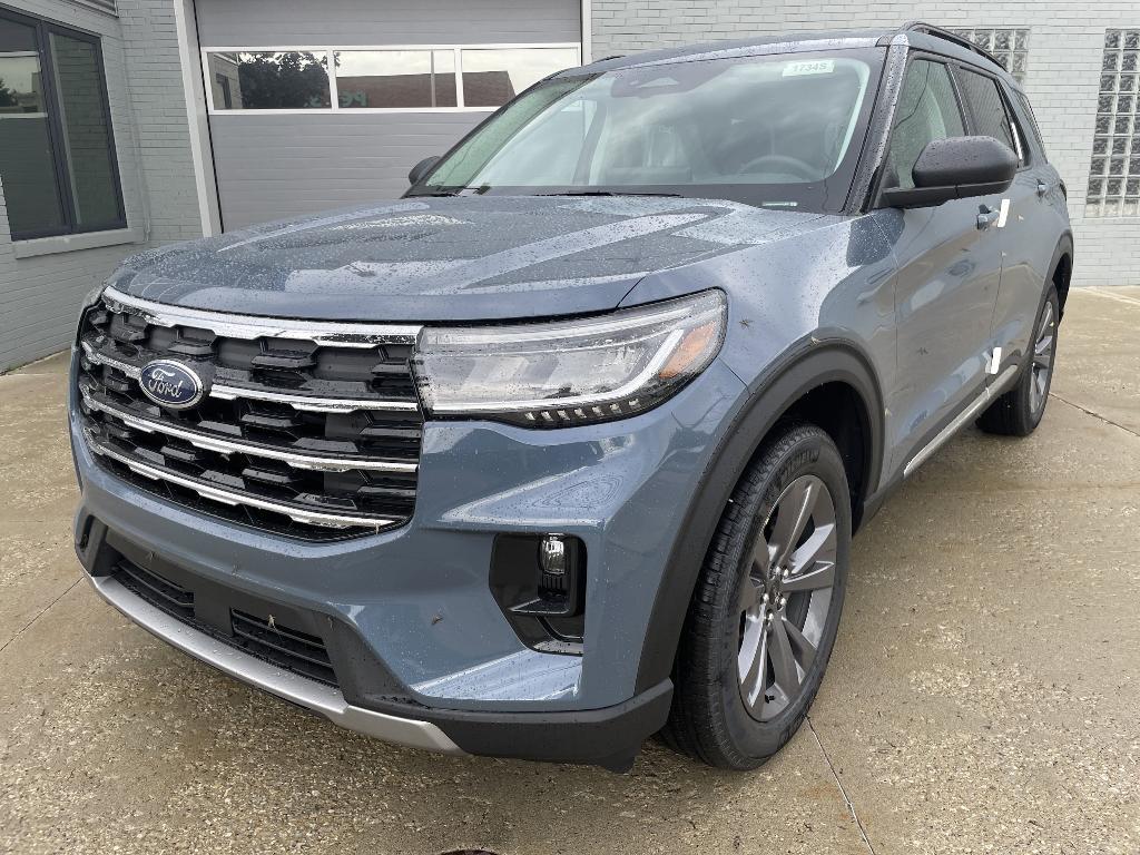 new 2025 Ford Explorer car, priced at $45,576