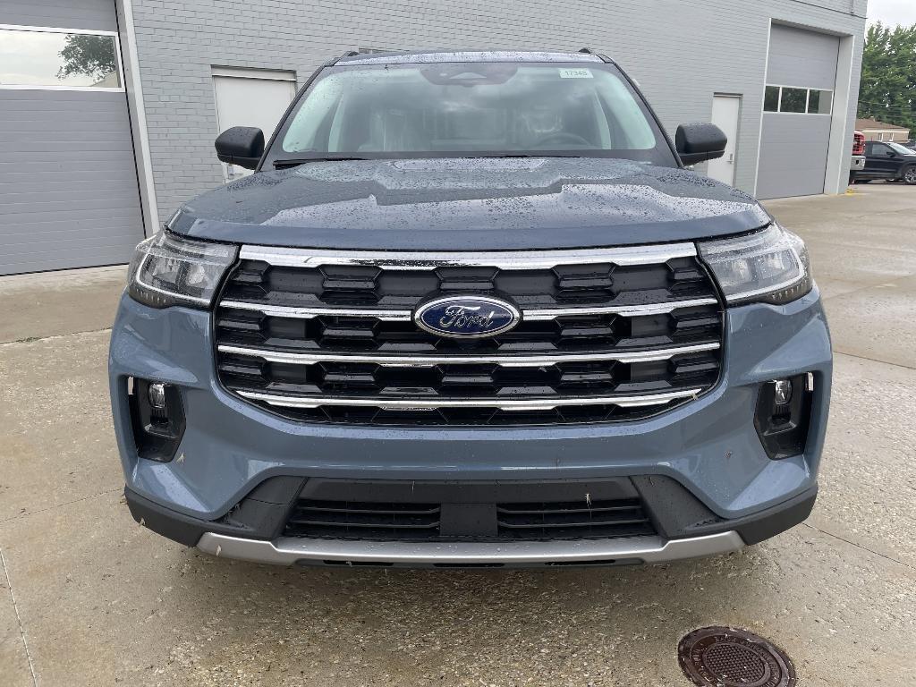 new 2025 Ford Explorer car, priced at $45,576