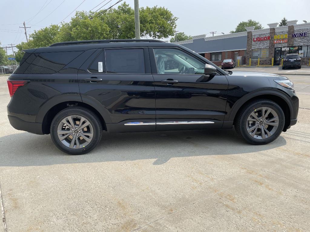 new 2025 Ford Explorer car, priced at $45,429
