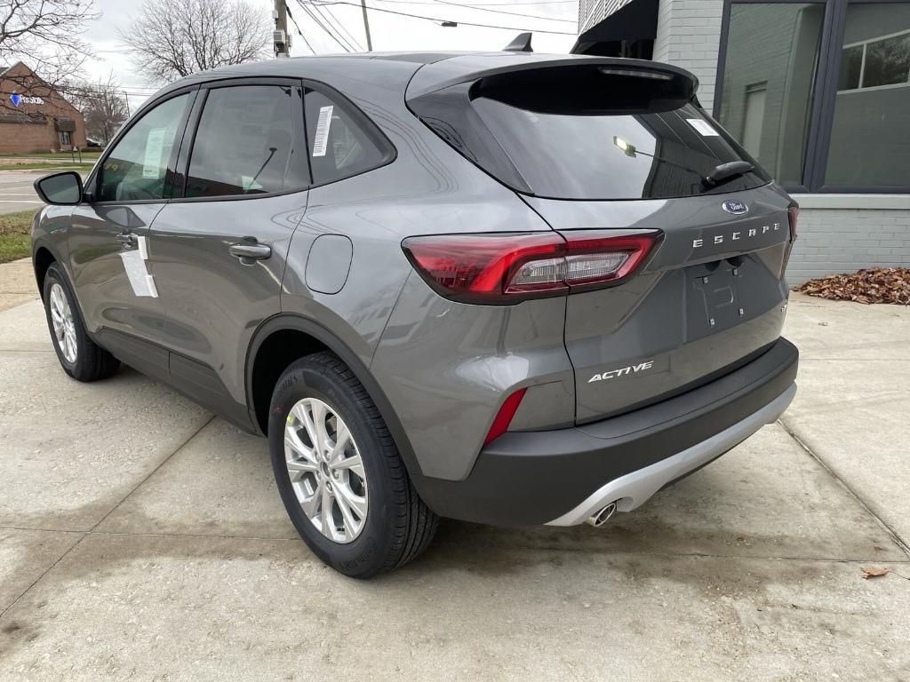 new 2025 Ford Escape car, priced at $30,654