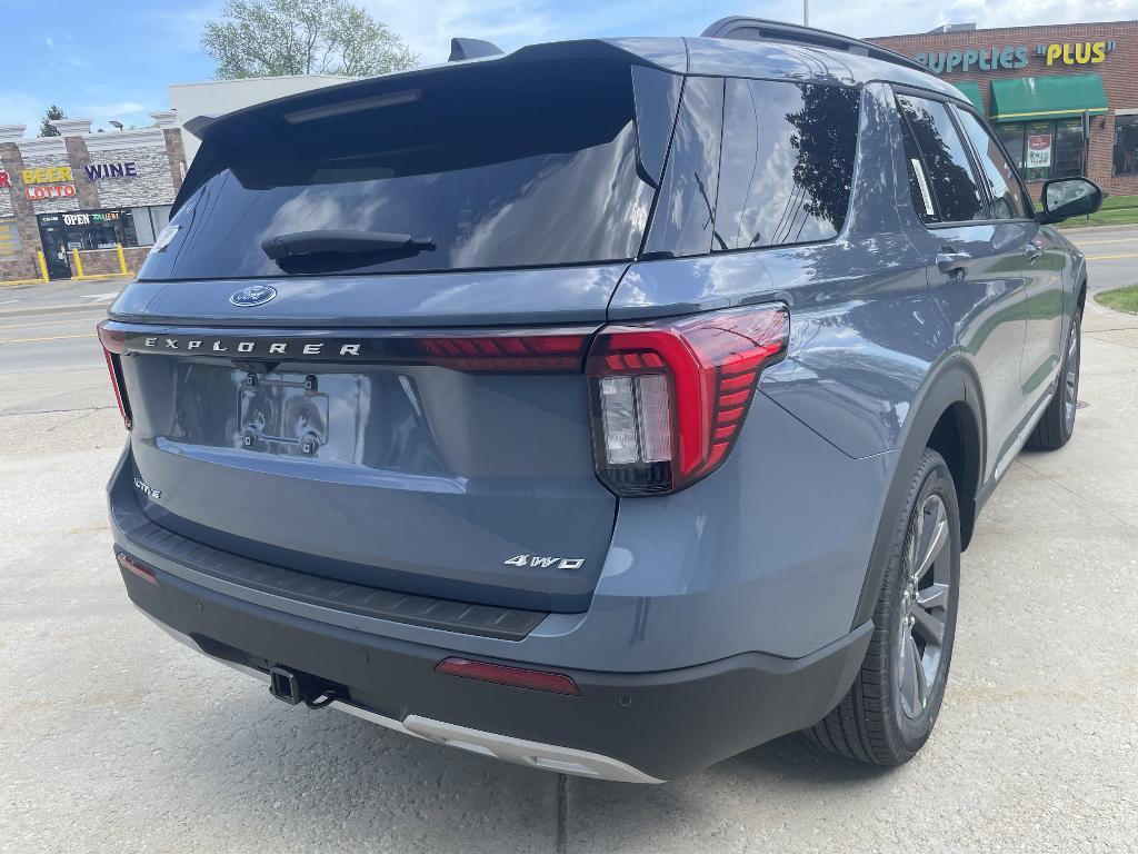 new 2025 Ford Explorer car, priced at $45,393