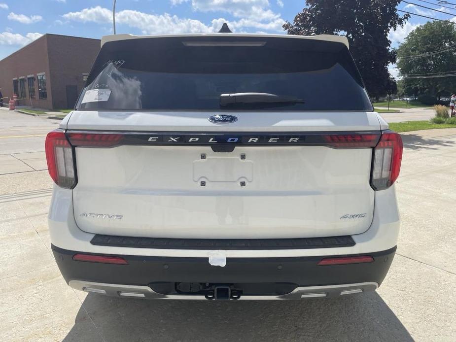 new 2025 Ford Explorer car, priced at $45,274