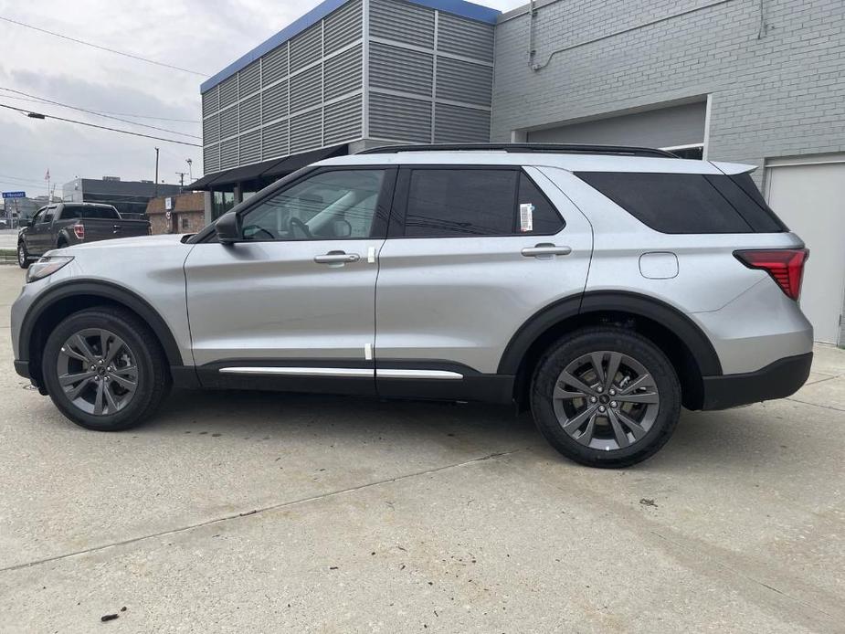 new 2025 Ford Explorer car, priced at $44,901