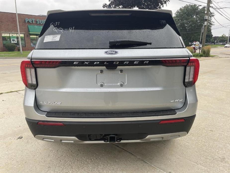 new 2025 Ford Explorer car, priced at $44,901