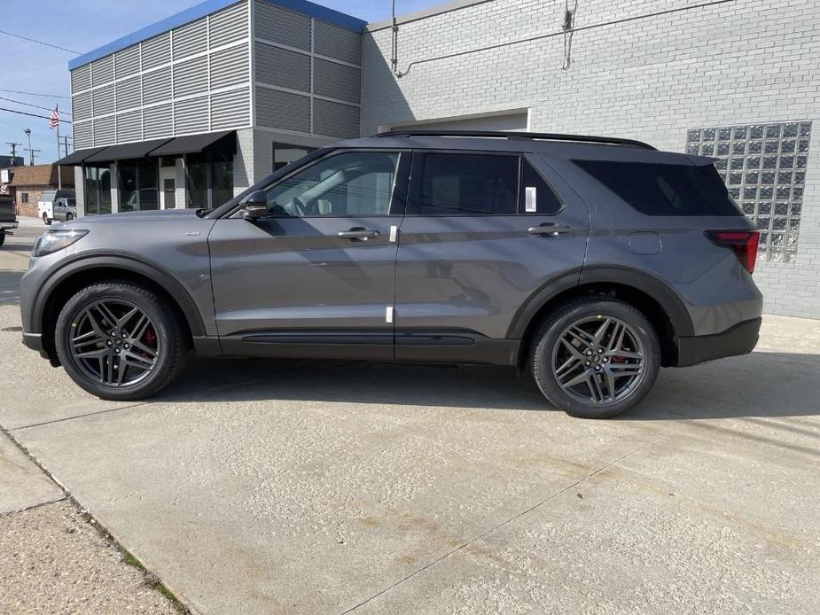 new 2025 Ford Explorer car, priced at $49,975